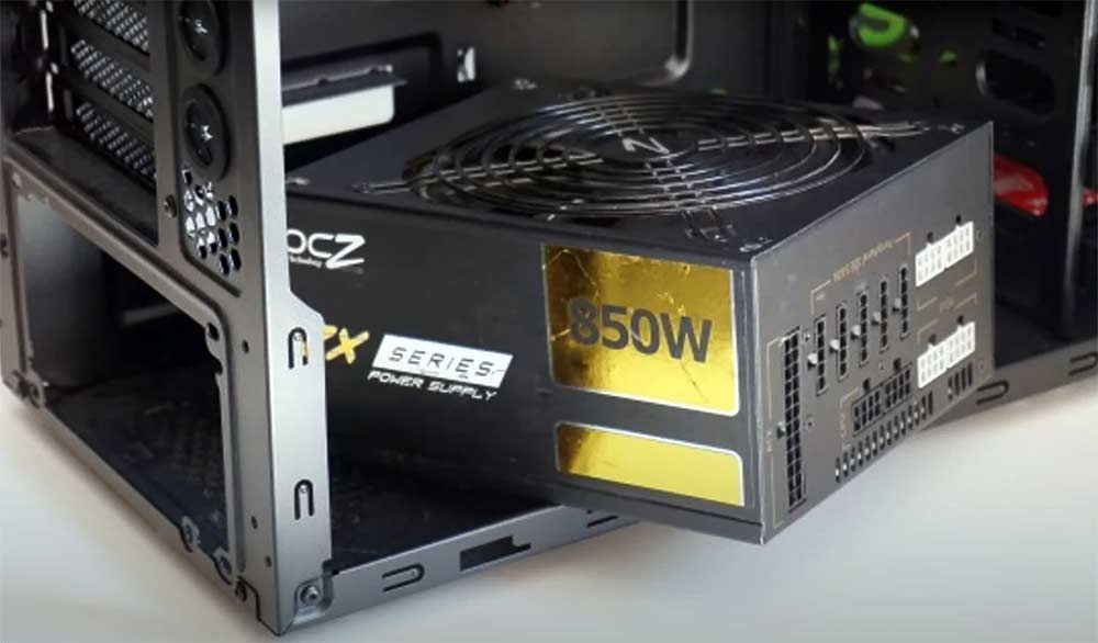 PC Build Keeps Turning On and Off